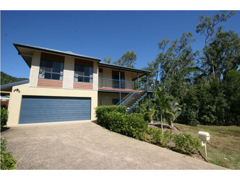 64 Jones Rd, Cannonvale QLD 4802