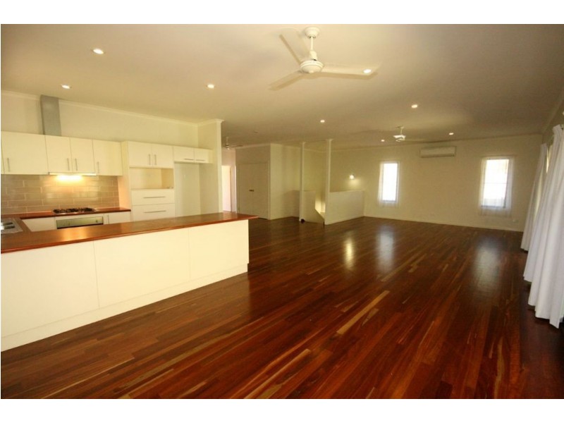 64 Jones Rd, Cannonvale QLD 4802