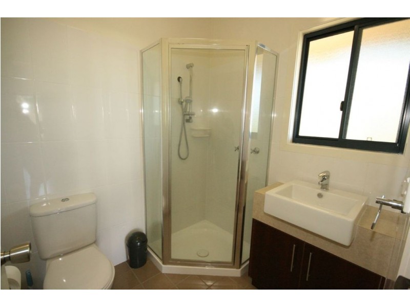 64 Jones Rd, Cannonvale QLD 4802