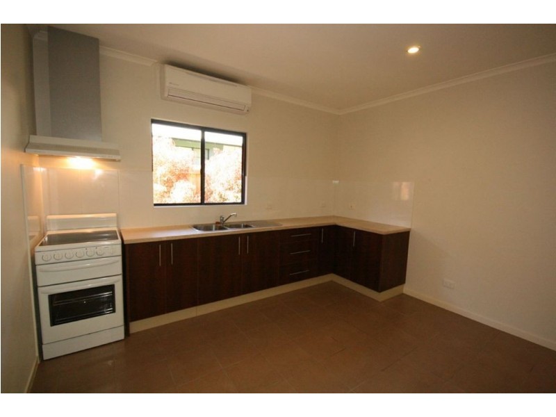 64 Jones Rd, Cannonvale QLD 4802