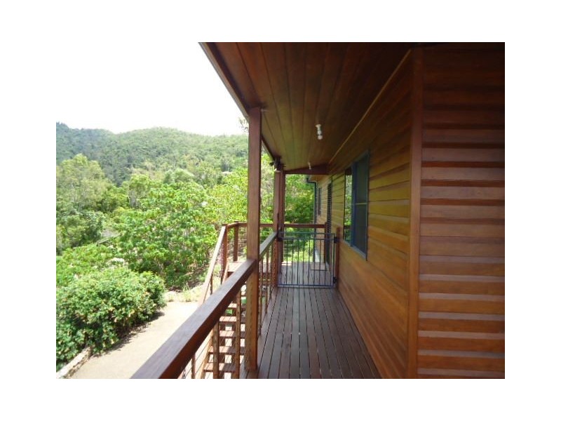 26 Nara Ave, Airlie Beach QLD 4802