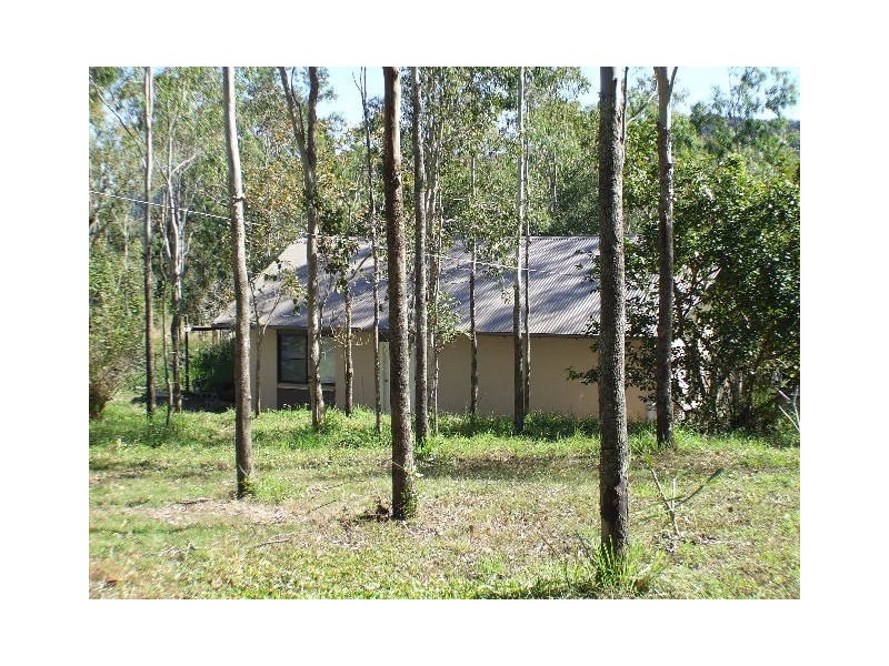 267 Sugarloaf Road, Sugarloaf QLD 4800