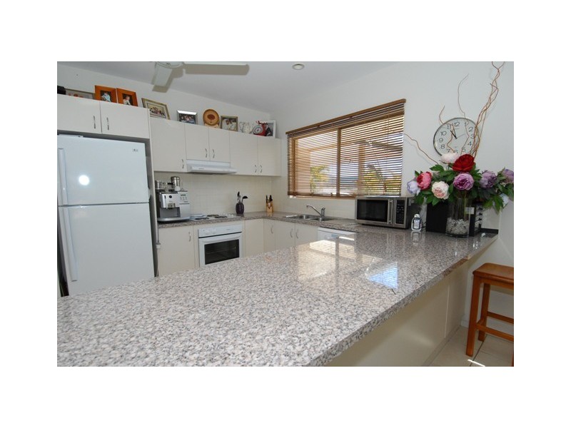 73 Stanley Drive, Cannonvale QLD 4802