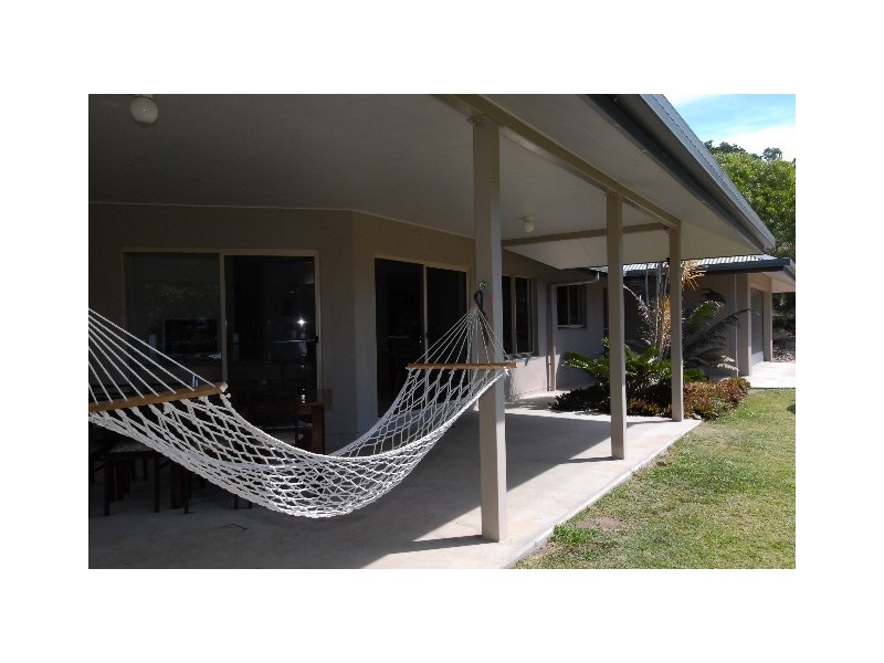 73 Stanley Drive, Cannonvale QLD 4802