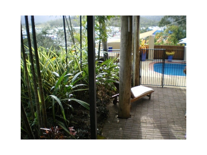 17 South Molle Boulevard, Cannonvale QLD 4802