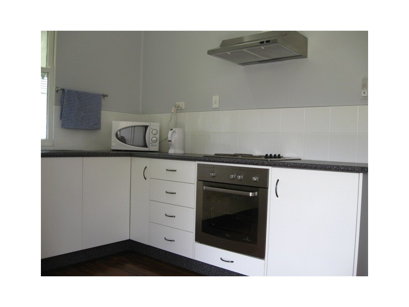 90 Powell Street, Bowen QLD 4805