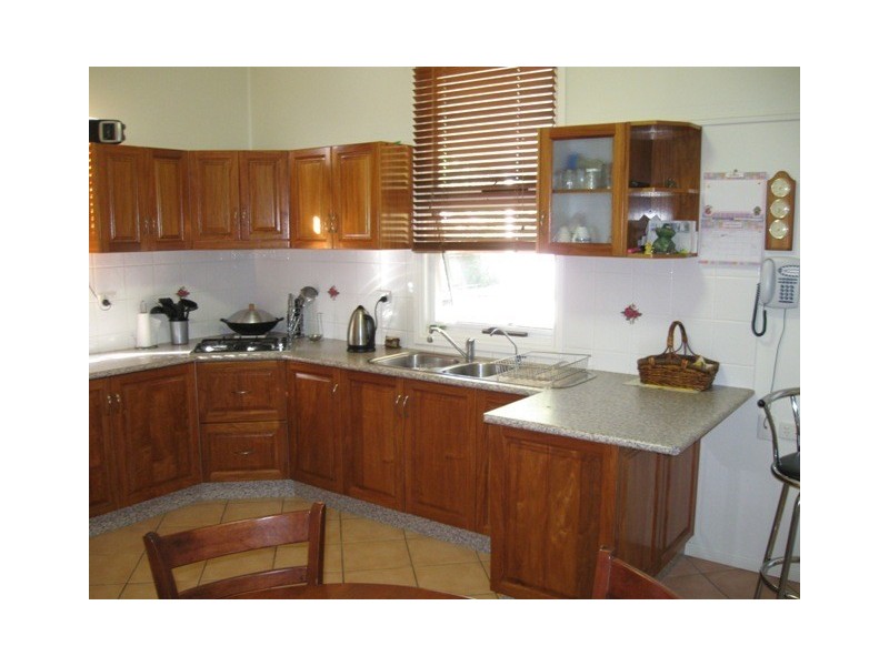 12 Field Street, Bowen QLD 4805