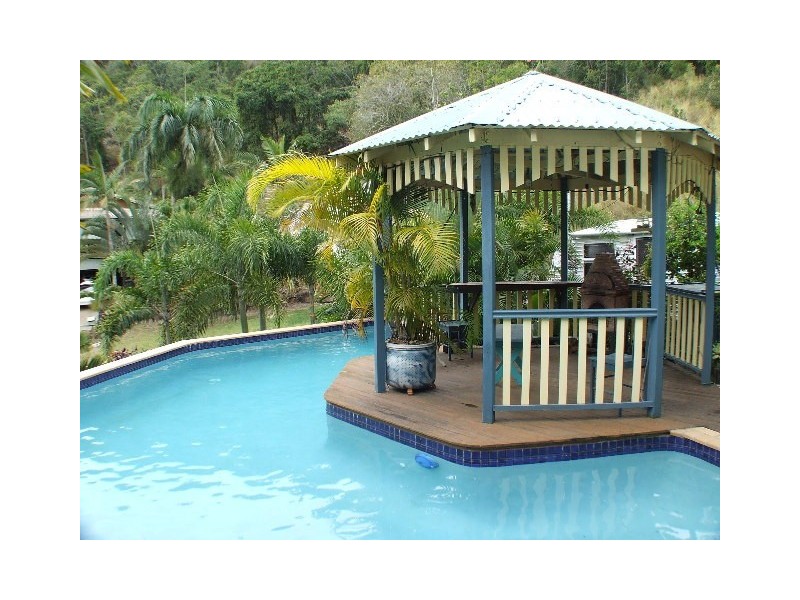 59 Eshelby Drive, Cannonvale QLD 4802