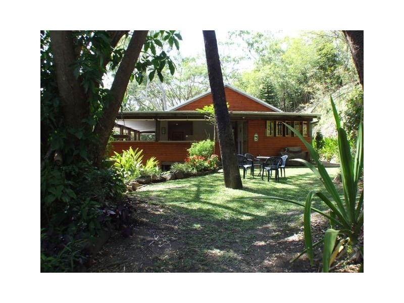 30 Sugarloaf Road, Sugarloaf QLD 4800