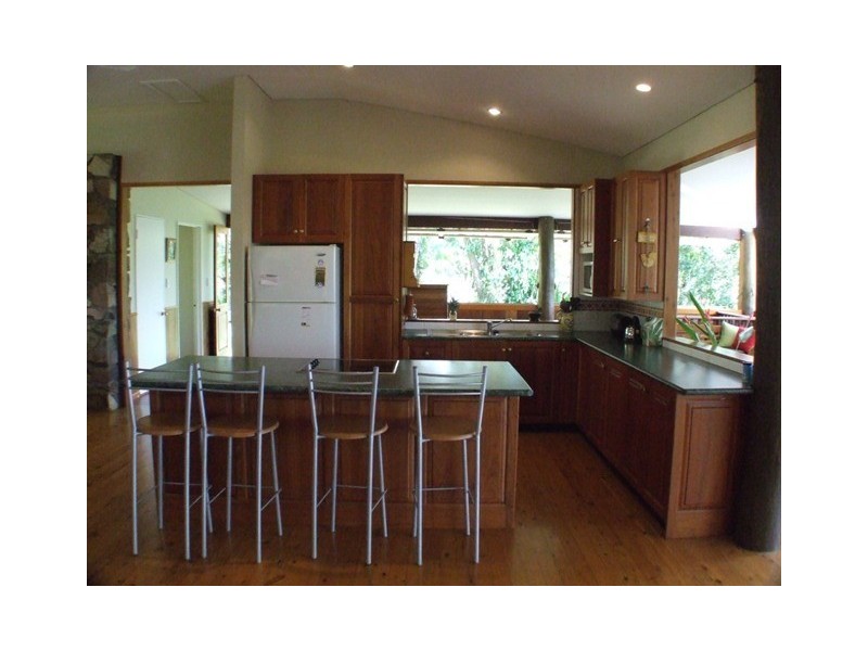 30 Sugarloaf Road, Sugarloaf QLD 4800