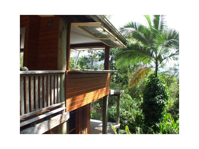 30 Sugarloaf Road, Sugarloaf QLD 4800