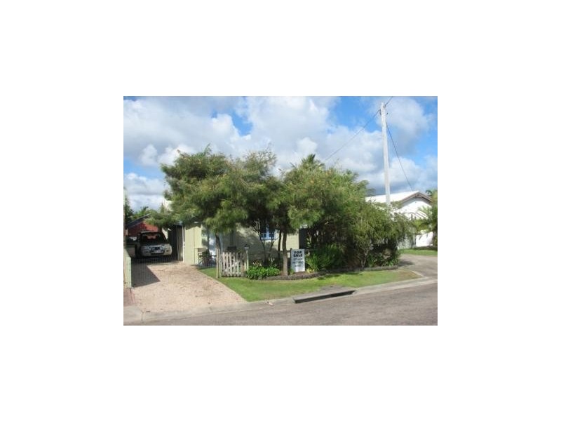 17 Whitsunday Street, Bowen QLD 4805