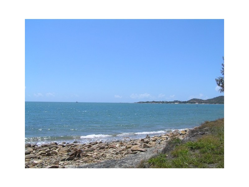 12 Howard Street, Bowen QLD 4805