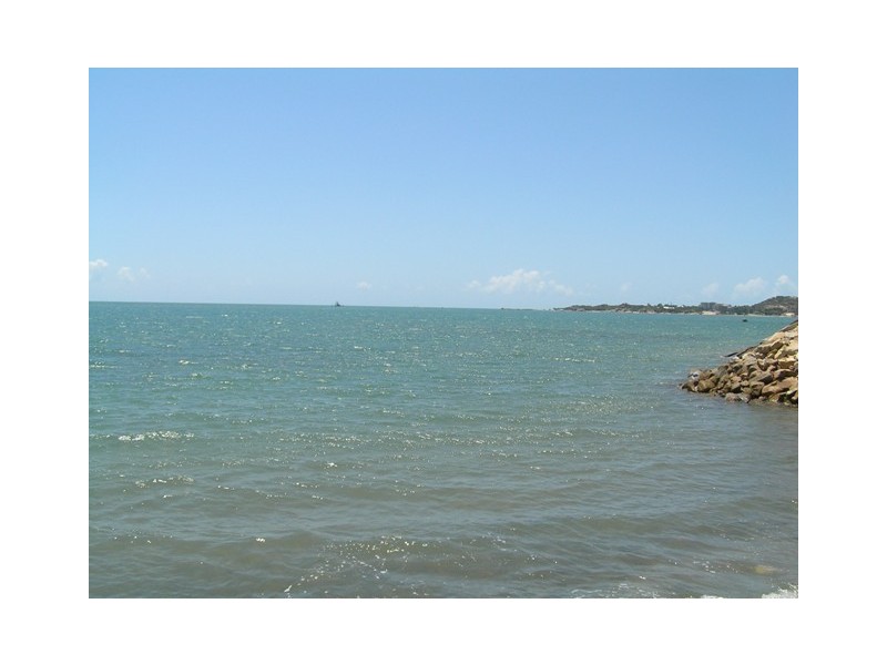 12 Howard Street, Bowen QLD 4805