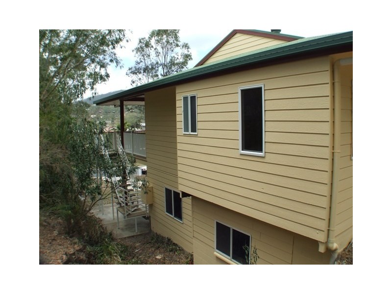 34 Grace Avenue, Cannonvale QLD 4802