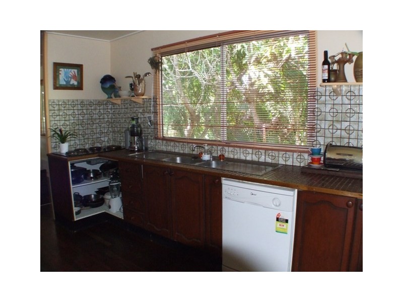 87 Horseshoe Bay Road, Bowen QLD 4805