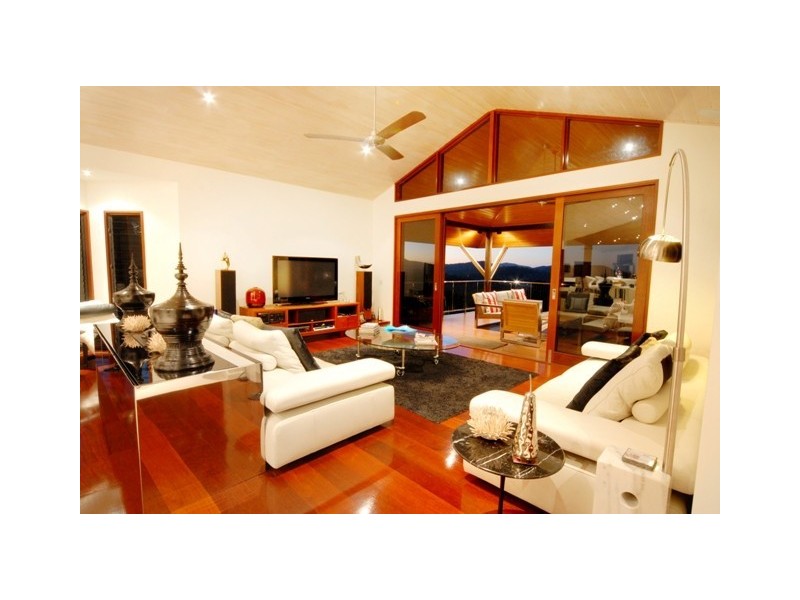 . Whitsunday Acres, Cannonvale QLD 4802