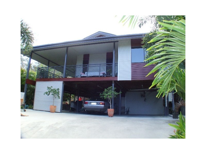 39 Tropic Road, Cannonvale QLD 4802