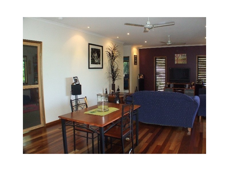 39 Tropic Road, Cannonvale QLD 4802