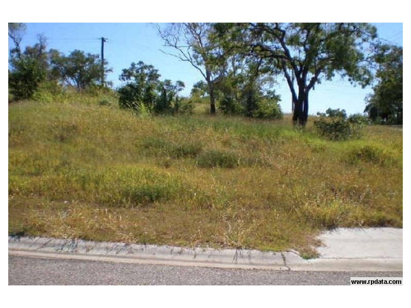 2 Craigie Court, Bowen QLD 4805