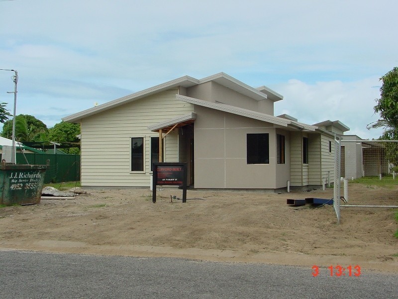 11 Field Street, Bowen QLD 4805