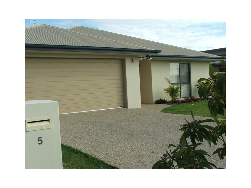 5 Honey Myrtle Street, Proserpine QLD 4800