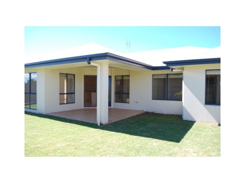 5 Honey Myrtle Street, Proserpine QLD 4800