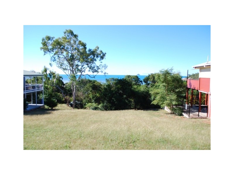 16 Gloucester Avenue, Airlie Beach QLD 4802