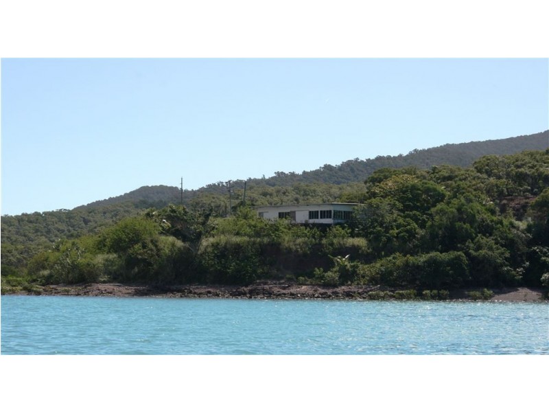 3264 Shute Harbour Road, Shute Harbour QLD 4802