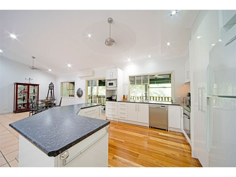 317 Sugarloaf Road, Sugarloaf QLD 4800