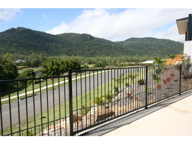 28 Abell Road, Cannonvale QLD 4802