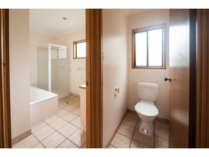 19 Erromango Drive, Jubilee Pocket QLD 4802