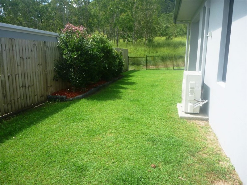 35 Endeavour Circuit, Cannonvale QLD 4802