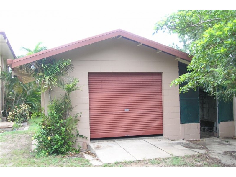 12 Horseshoe Bay Road, Bowen QLD 4805