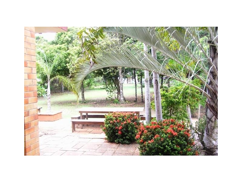 12 Horseshoe Bay Road, Bowen QLD 4805
