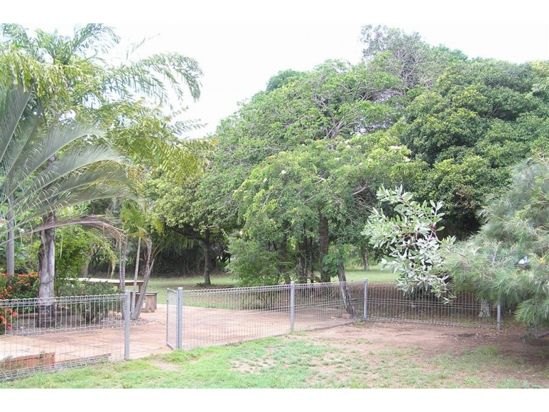 12 Horseshoe Bay Road, Bowen QLD 4805