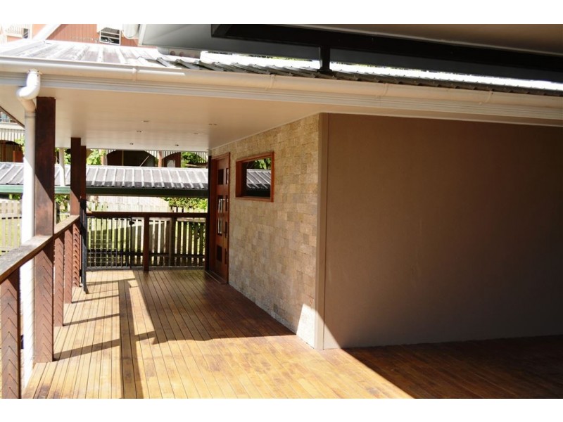 9 Alice Court, Cannonvale QLD 4802