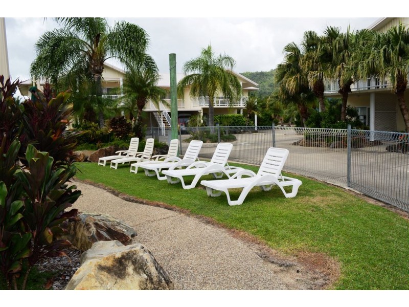 20/24 Pandanus Drive, Cannonvale QLD 4802