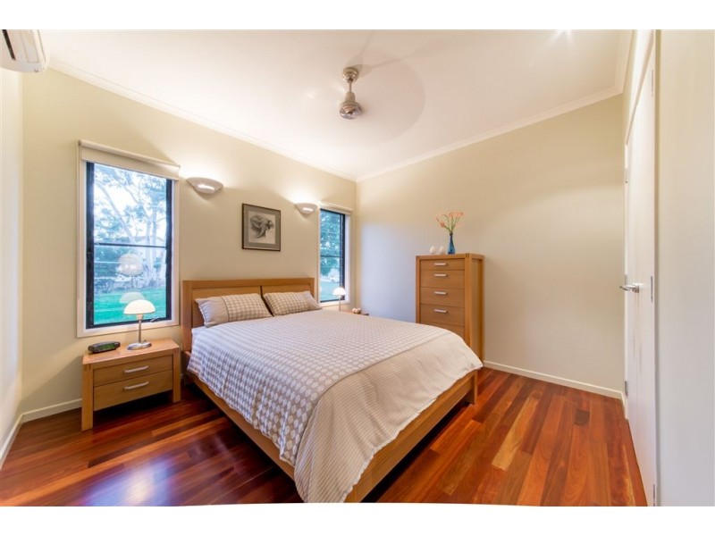 2/36 Coral Esplanade, Cannonvale QLD 4802
