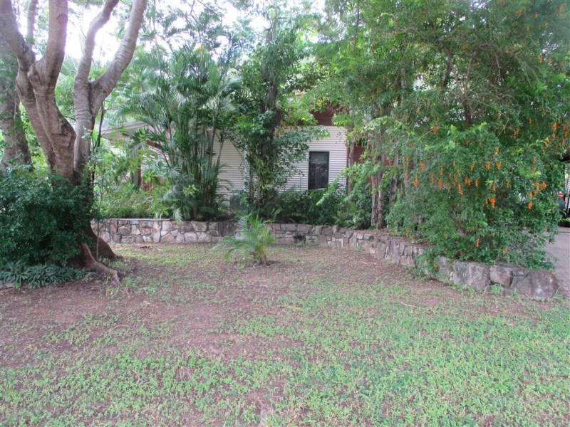 33 Tropic Road, Cannonvale QLD 4802