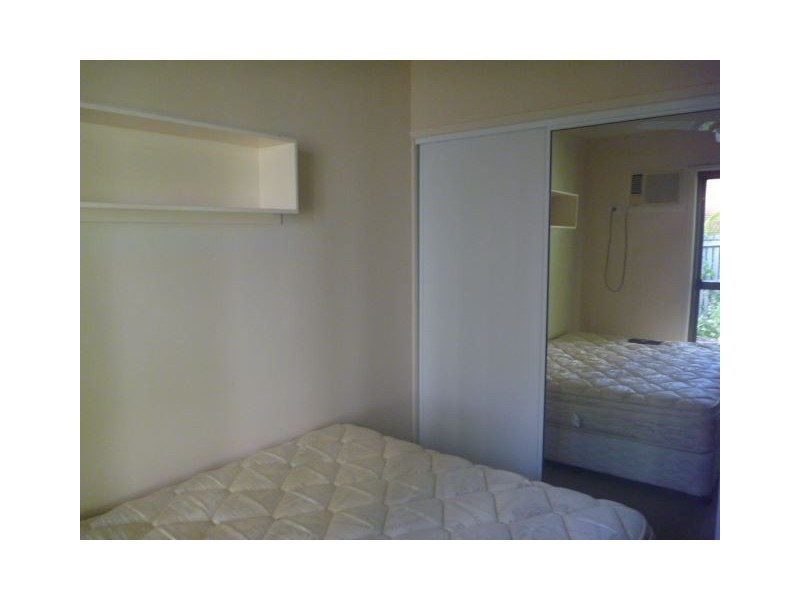 33 Tropic Road, Cannonvale QLD 4802