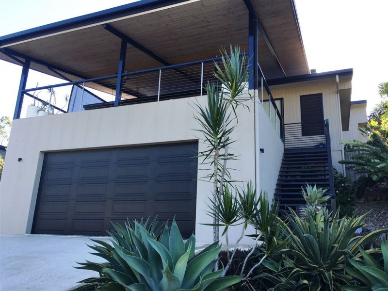 16 Parker Road, Cannonvale QLD 4802