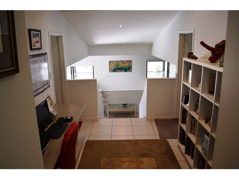 16 Parker Road, Cannonvale QLD 4802