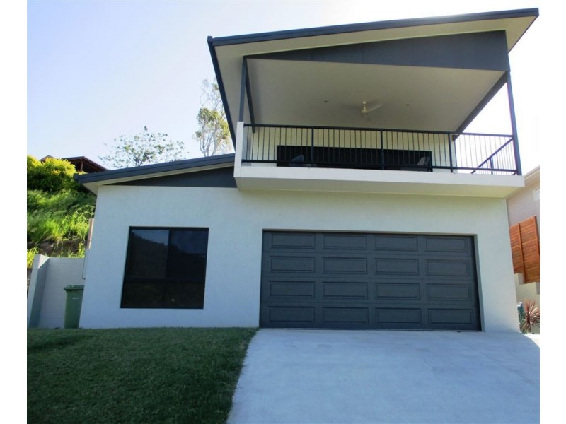 6 Parker Road, Cannonvale QLD 4802