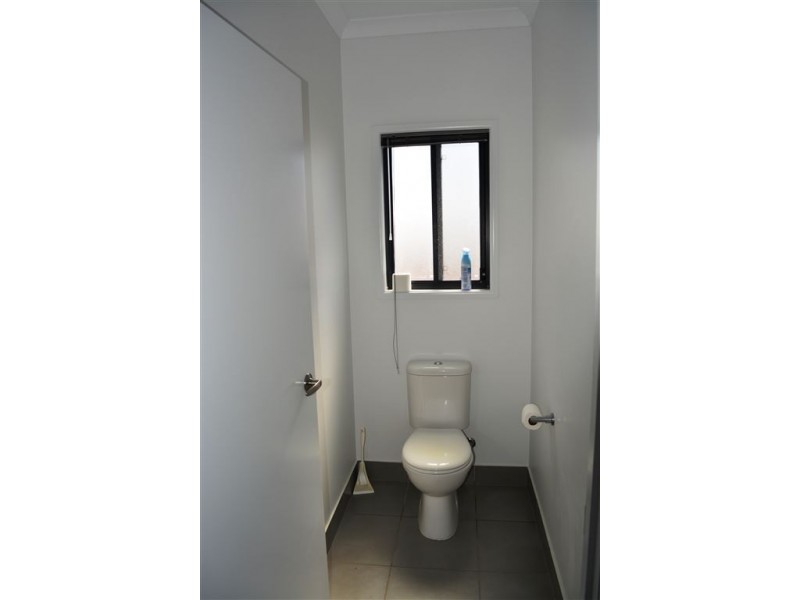 6 Parker Road, Cannonvale QLD 4802