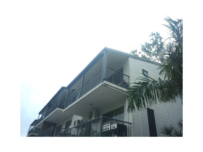 Unit 8/5 Border Drive, Cannonvale QLD 4802