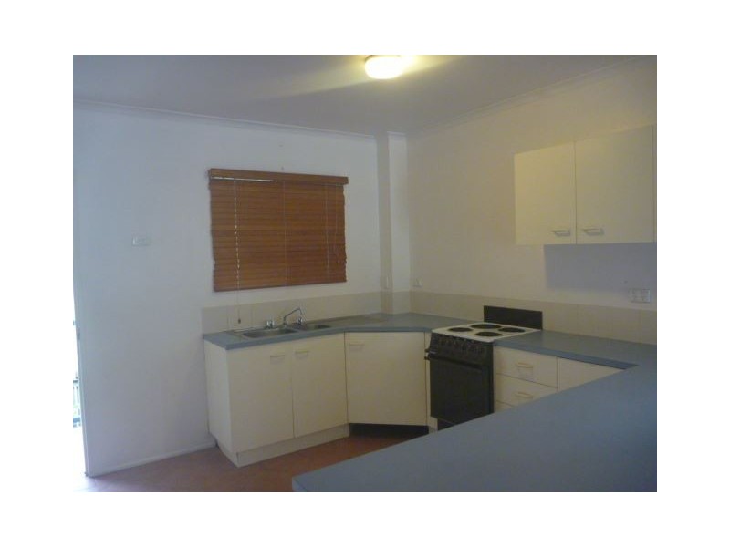 Unit 8/5 Border Drive, Cannonvale QLD 4802