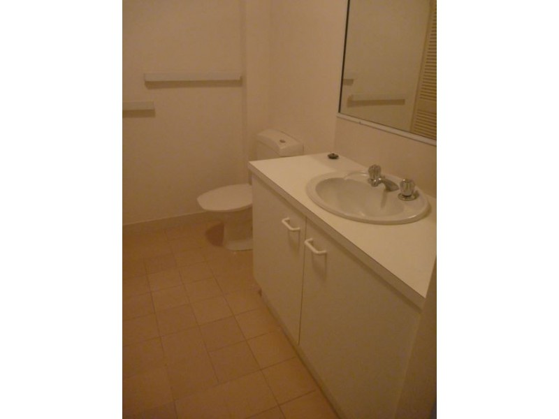 Unit 8/5 Border Drive, Cannonvale QLD 4802