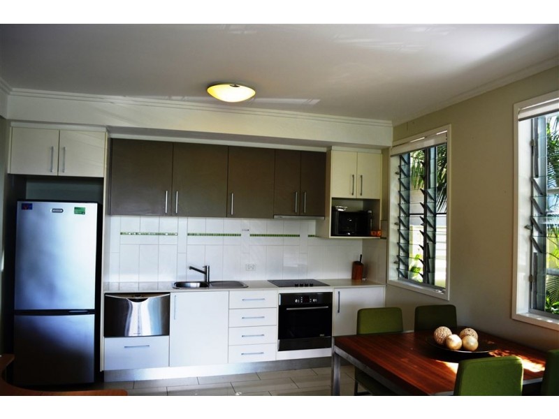 1/15 Flame Tree Court, Airlie Beach QLD 4802