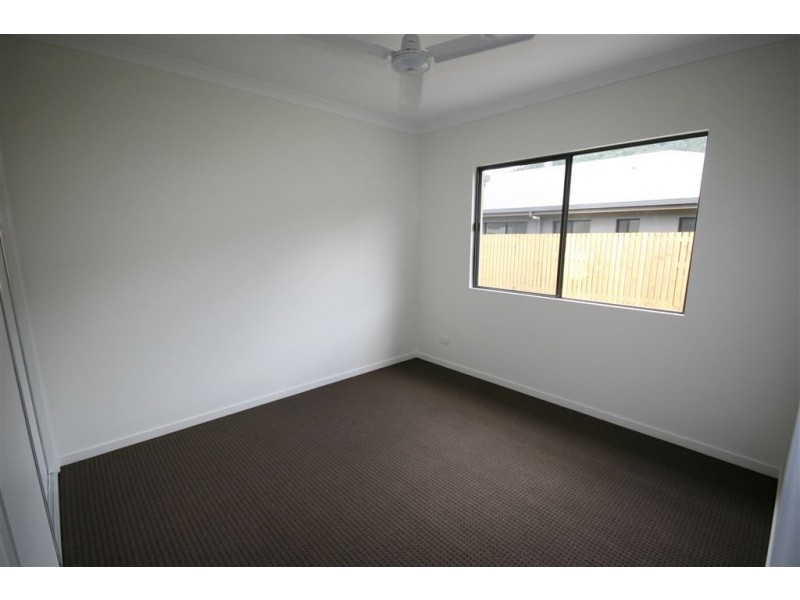 2 Twin Creek Court, Cannonvale QLD 4802